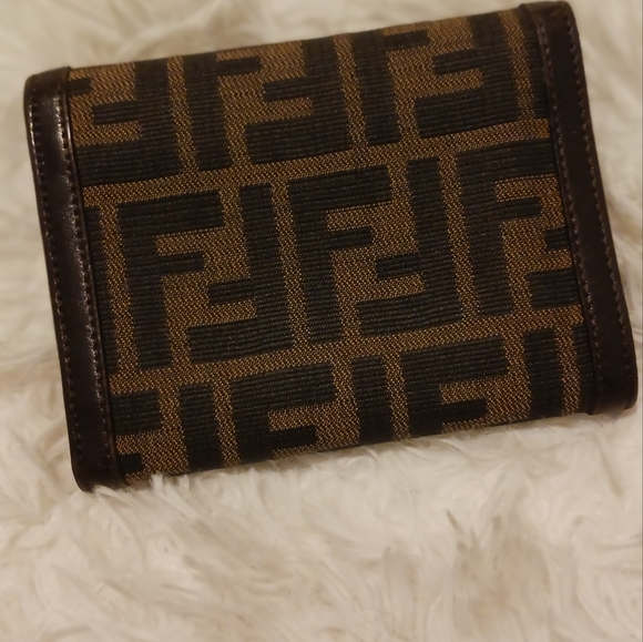 Fendi zucca wallet. - Picture 9 of 12